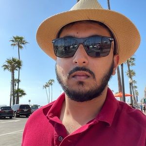 Meet your Posher, Aditya